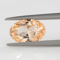 Oval cut gemstone